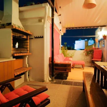 House With Terrace And Bbq Holiday home Nazare