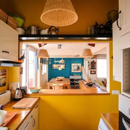 House With Terrace And Bbq Holiday home Nazare